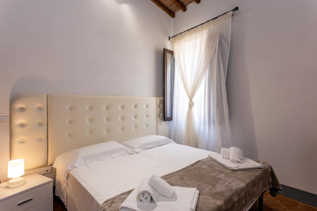 Aparthotel Il Borgo Di Terrensano à Sienne Extérieur photo