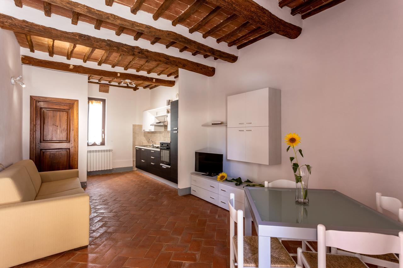 Aparthotel Il Borgo Di Terrensano à Sienne Extérieur photo
