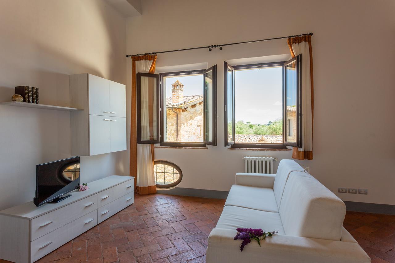 Aparthotel Il Borgo Di Terrensano à Sienne Extérieur photo